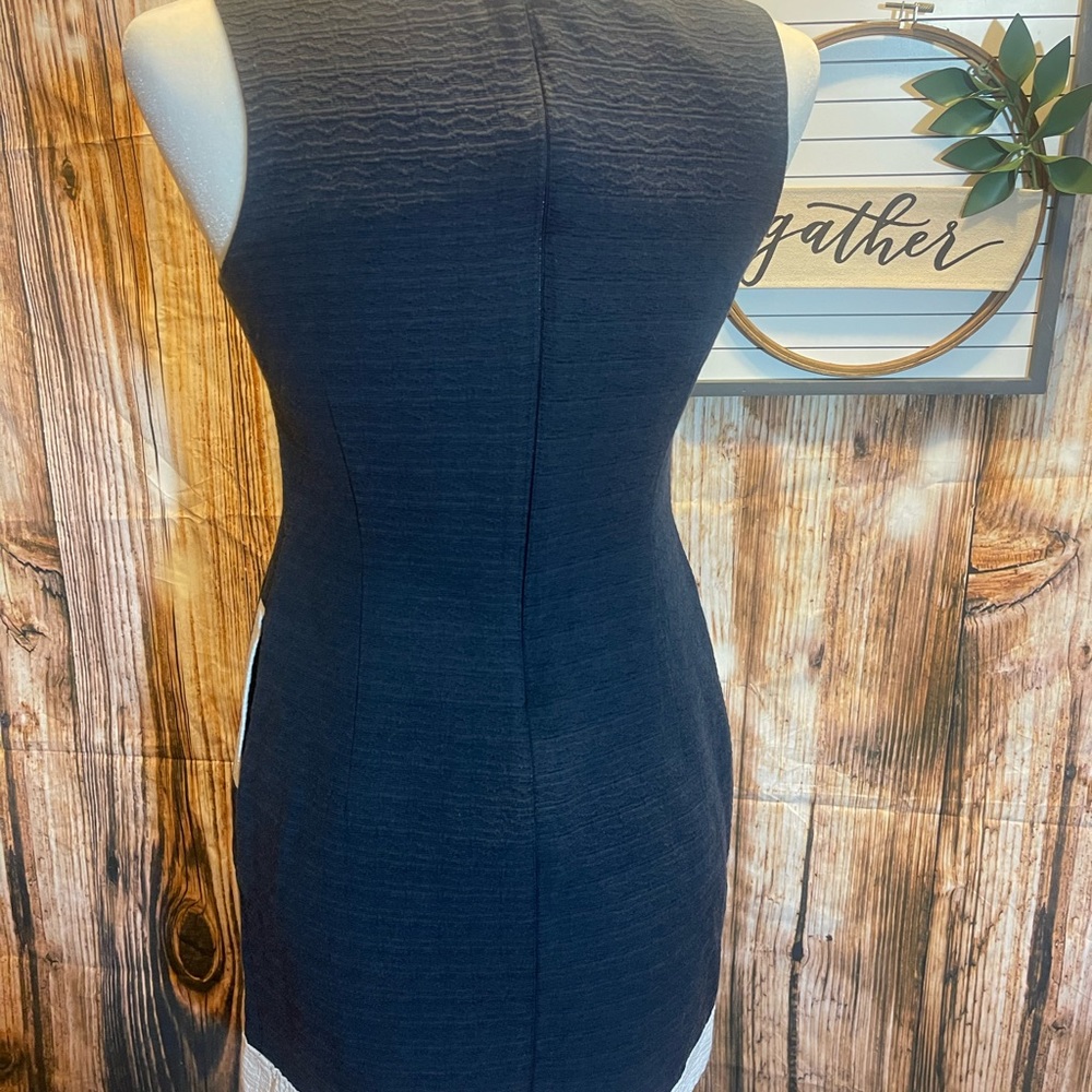 Vineyard Vines navy dress - Picture 6 of 11
